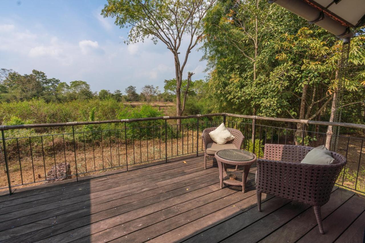 Kaav Safari Lodge, Kabini Begūr エクステリア 写真